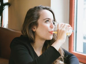 Jak dbać o tłustą skórę?