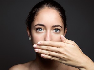 Jak zniwelować nieprzyjemny posmak w ustach?