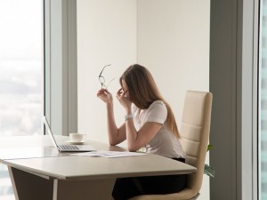 Siedzący tryb życia, a hemoroidy - jak ich uniknąć?