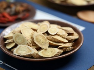 Traganek i jego właściwości 